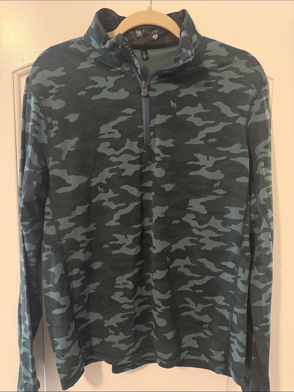 Greyson Camouflage Quarter-Zip Pullover in Grey and Teal